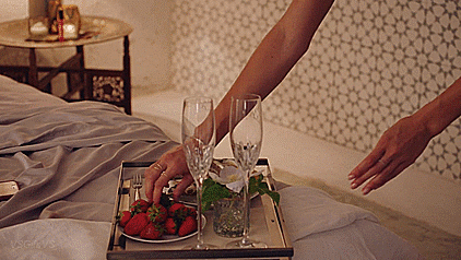 tumblr_4471d4af1238c398f952dbb9b68b97e0_36e8620b_500.gif