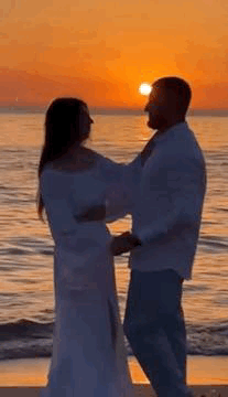 danЗas1_250.gif