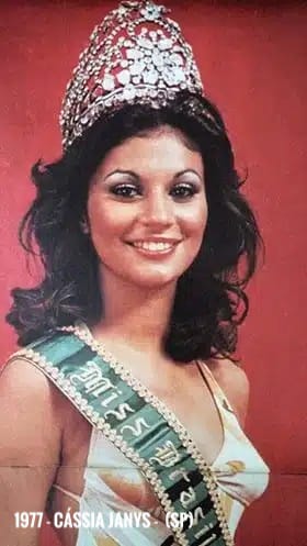 1977-Cаssia_Janys_Moraes_Silveira-(SP).jpg
